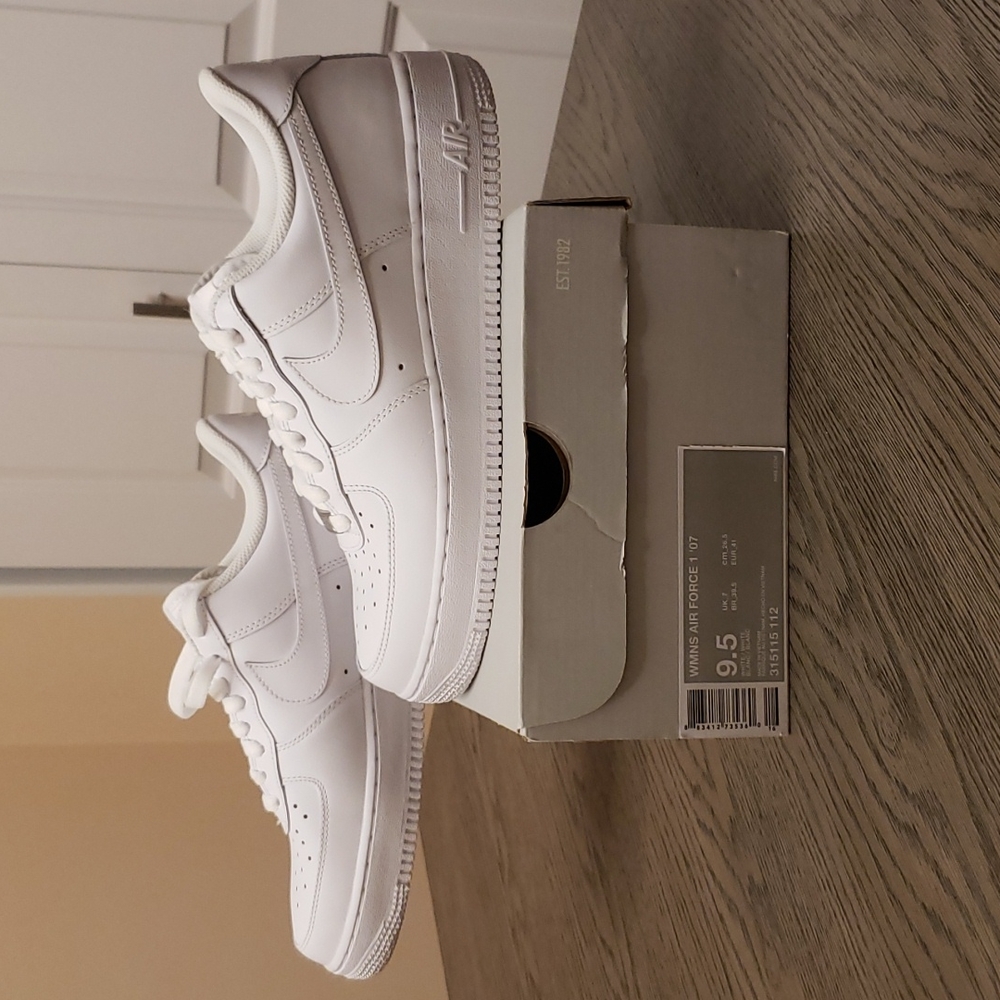 Nike Air Force 1' 07,  White, Woman size 9,5